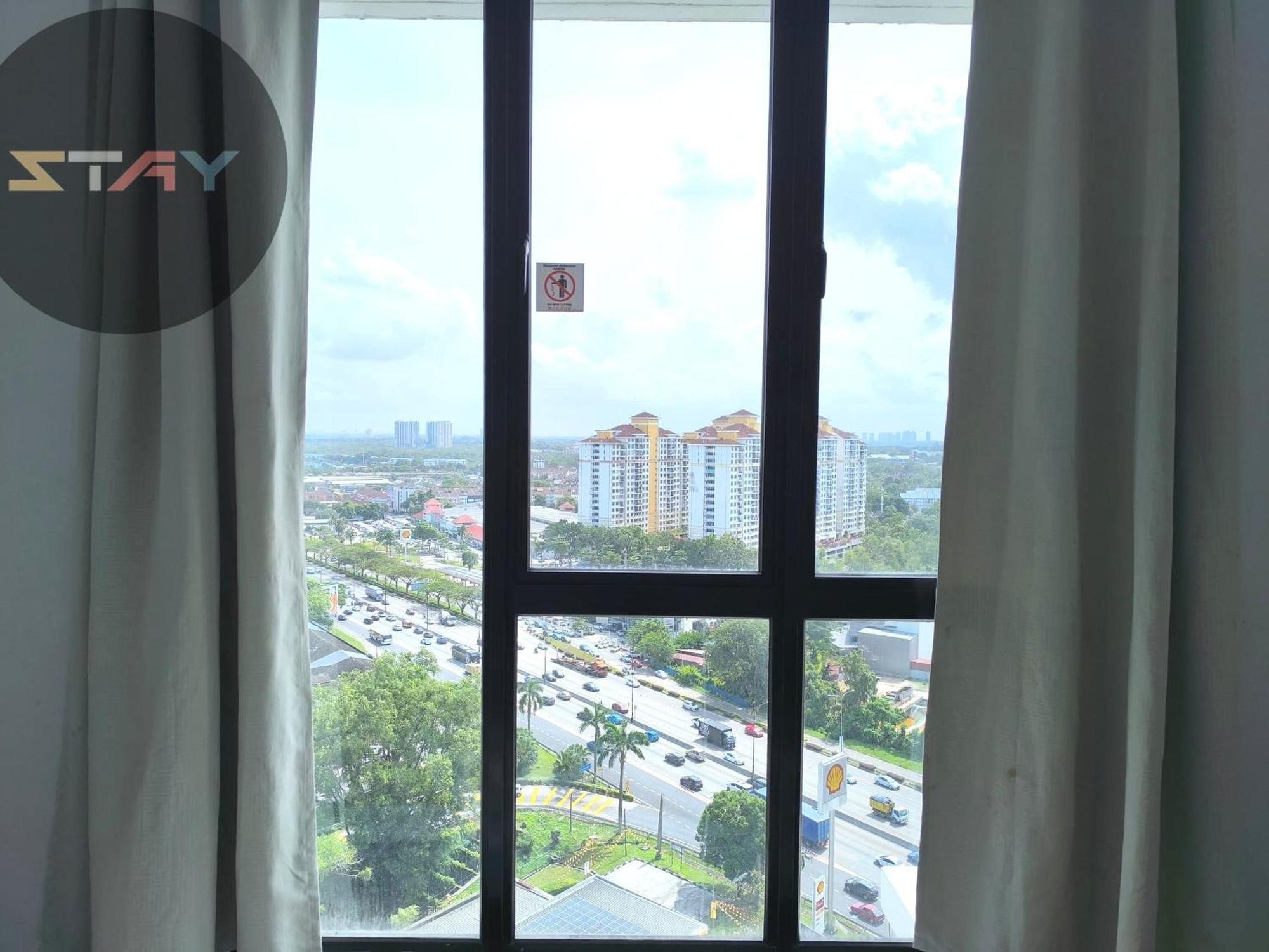 Platino 4Bedrooms Paradigm Mall Netflix By Stay جوهر بهرو المظهر الخارجي الصورة